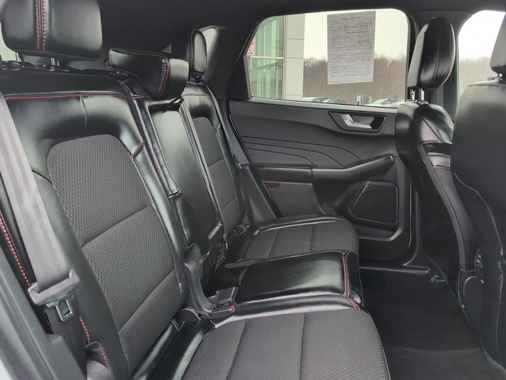Used 2025 Ford Escape ST-Line w/ Tech Pack #1 image 14