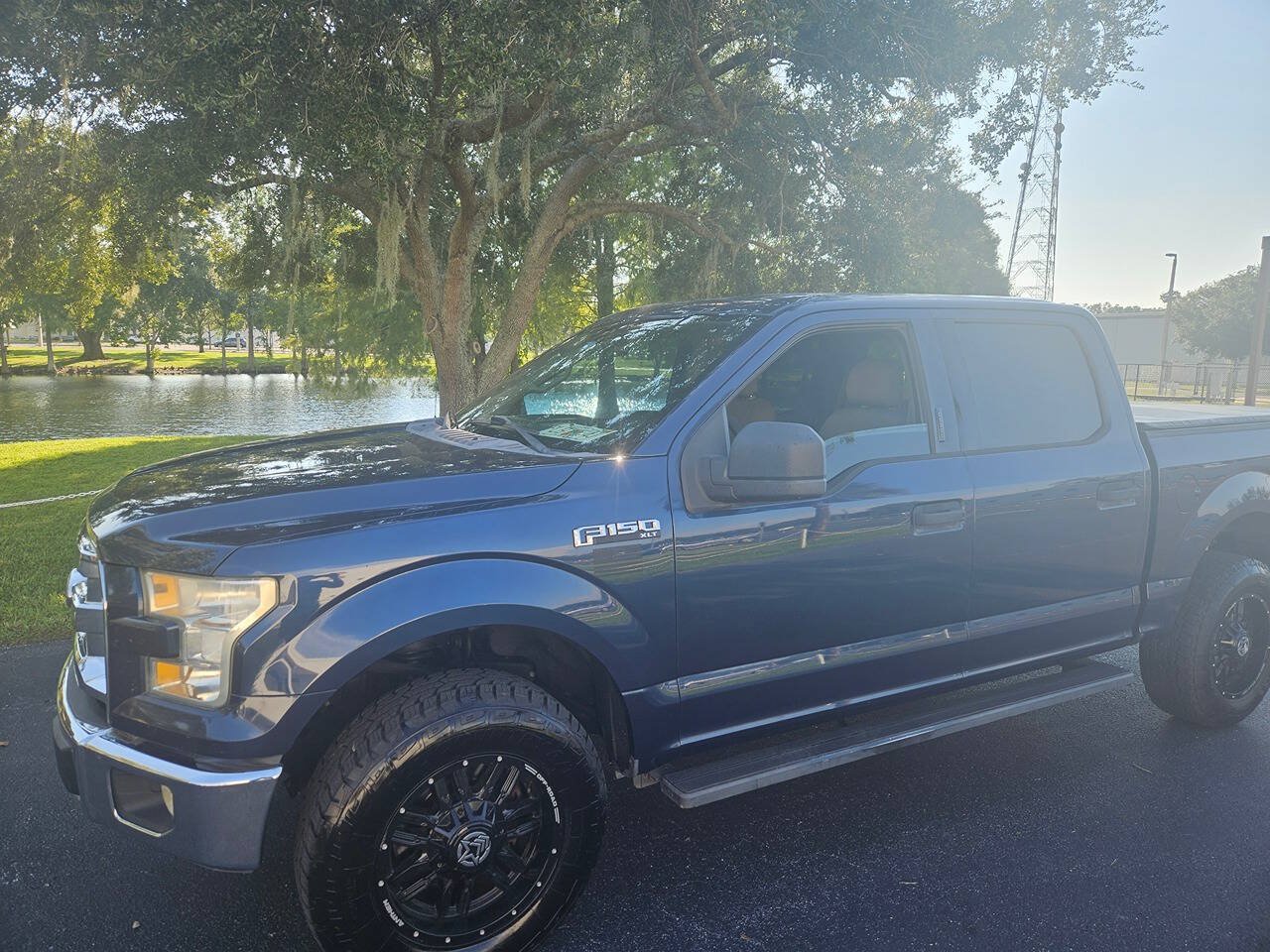 Used 2015 Ford F150 XLT RWD image 4