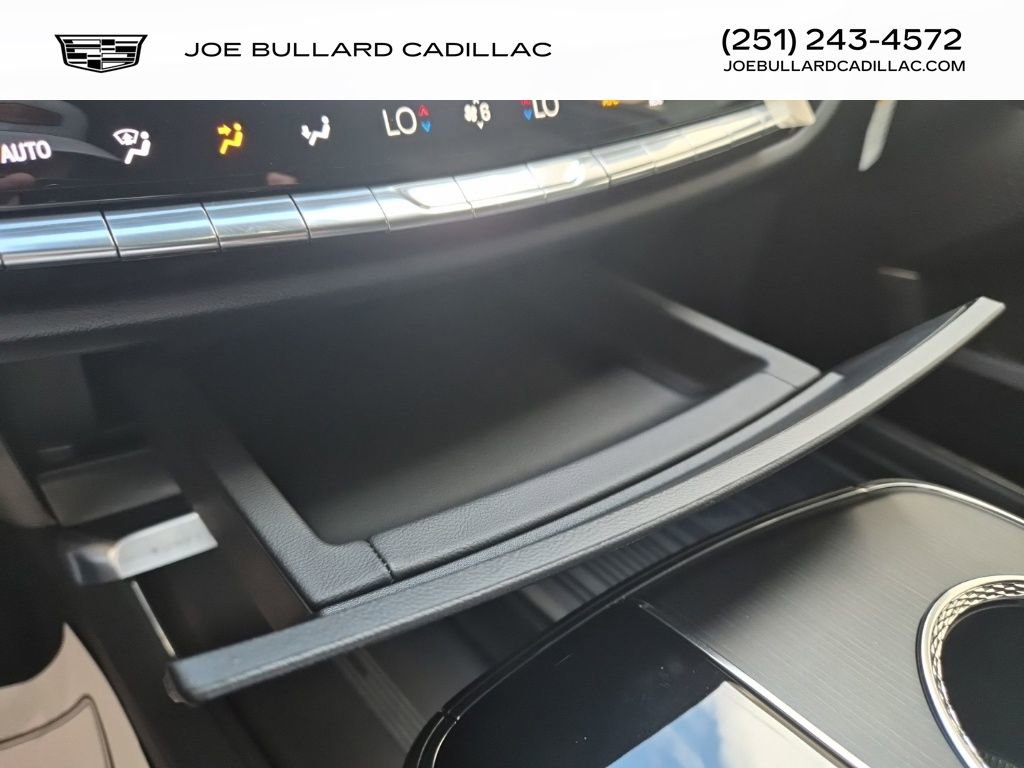 New 2026 Cadillac Lyriq Sport w/ LPO, Floor Liner Package AWD/4WD image 33