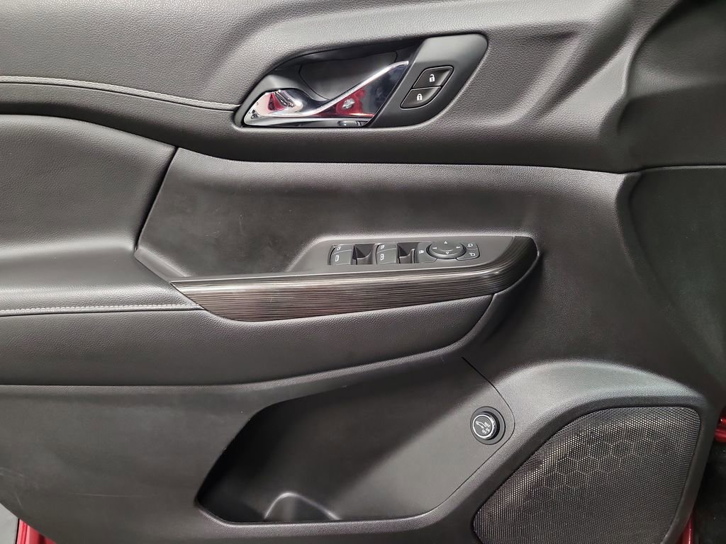 Used 2020 GMC Acadia SLT image 22