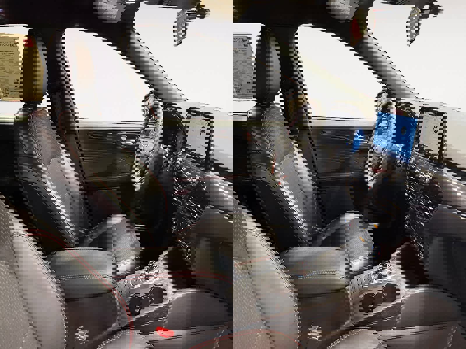 Used 2025 Ford Escape ST-Line image 16