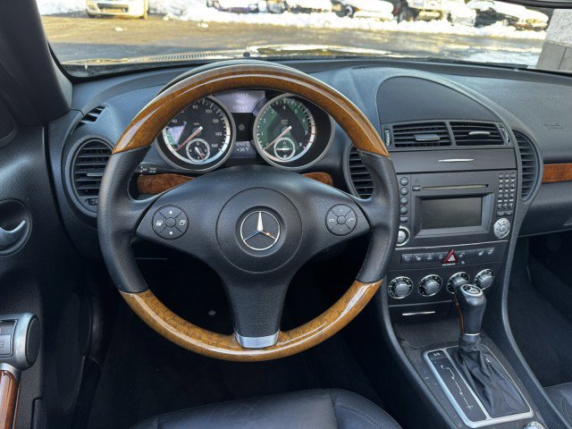 Used 2009 Mercedes-Benz SLK 350 image 25