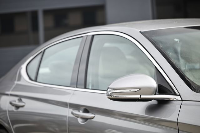 Used 2026 Genesis G70 2.5T image 3