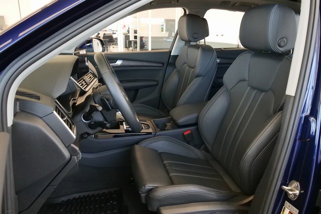 Certified 2025 Audi Q5 2.0T Premium Plus w/ Premium Plus Package image 10