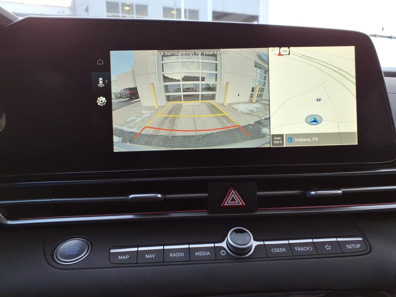 Certified 2025 Hyundai Elantra Limited image 31