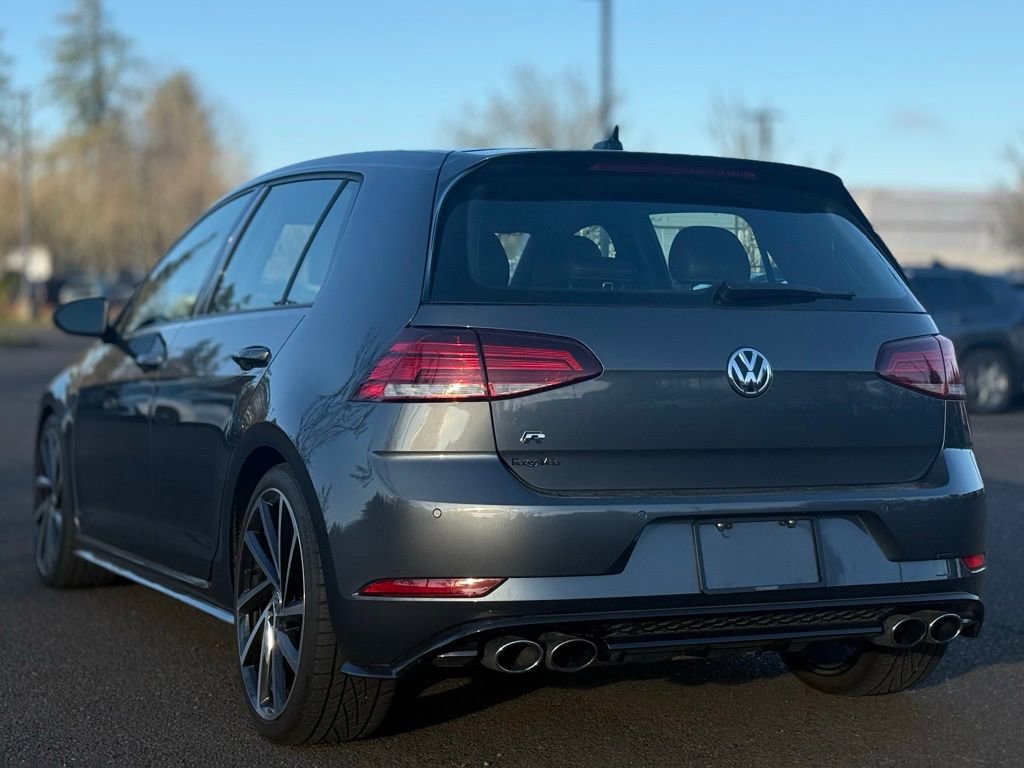 Used 2018 Volkswagen Golf R 4-Door image 3