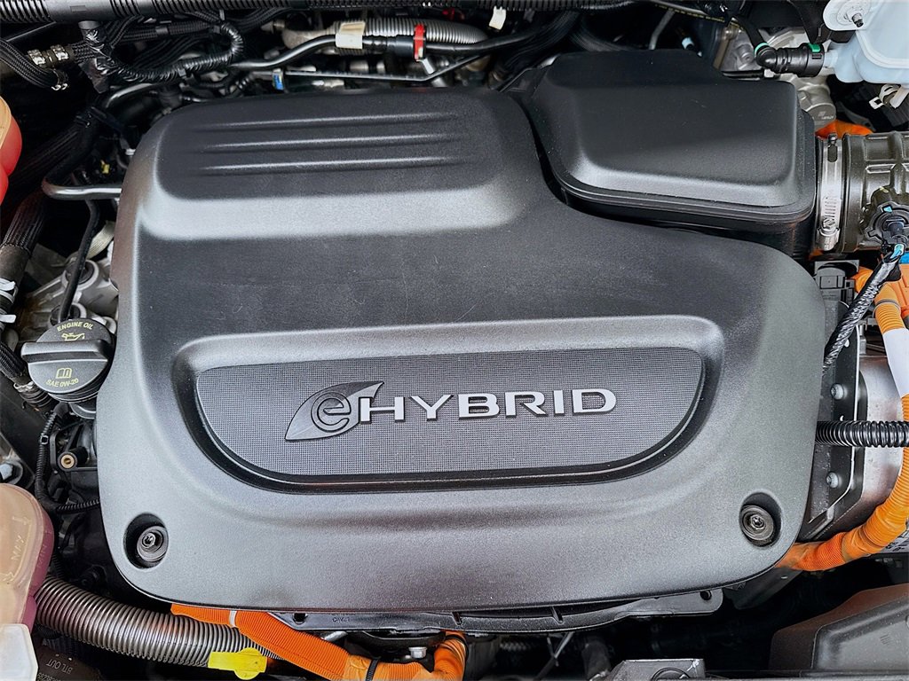 Used 2021 Chrysler Pacifica Touring-L image 33