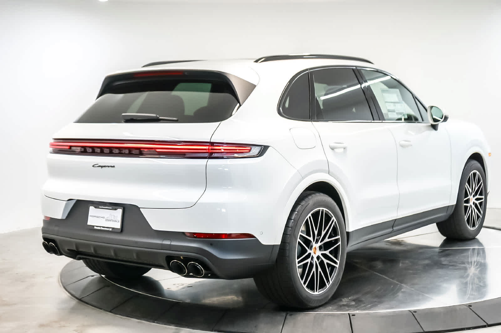 New 2026 Porsche Cayenne AWD/4WD image 9