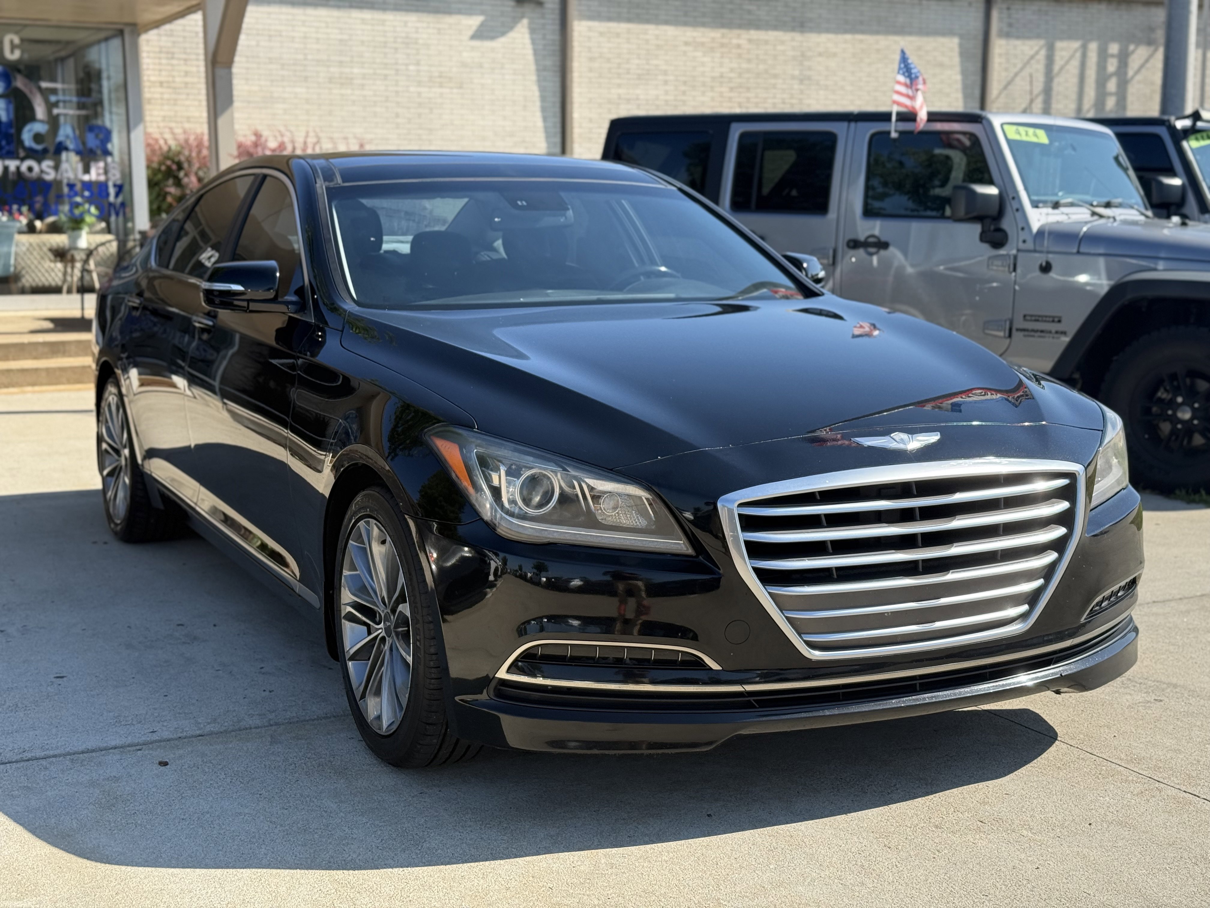 Used 2015 Hyundai Genesis 3.8 w/ Option Group 02 image 3