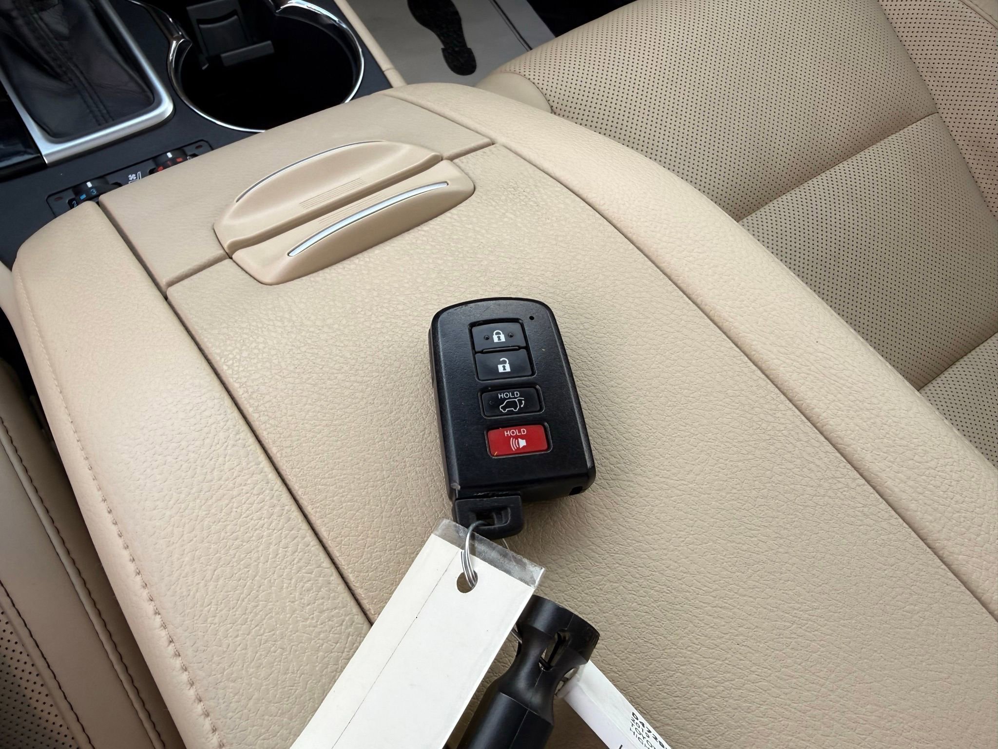 Used 2019 Toyota Highlander Limited AWD/4WD image 56