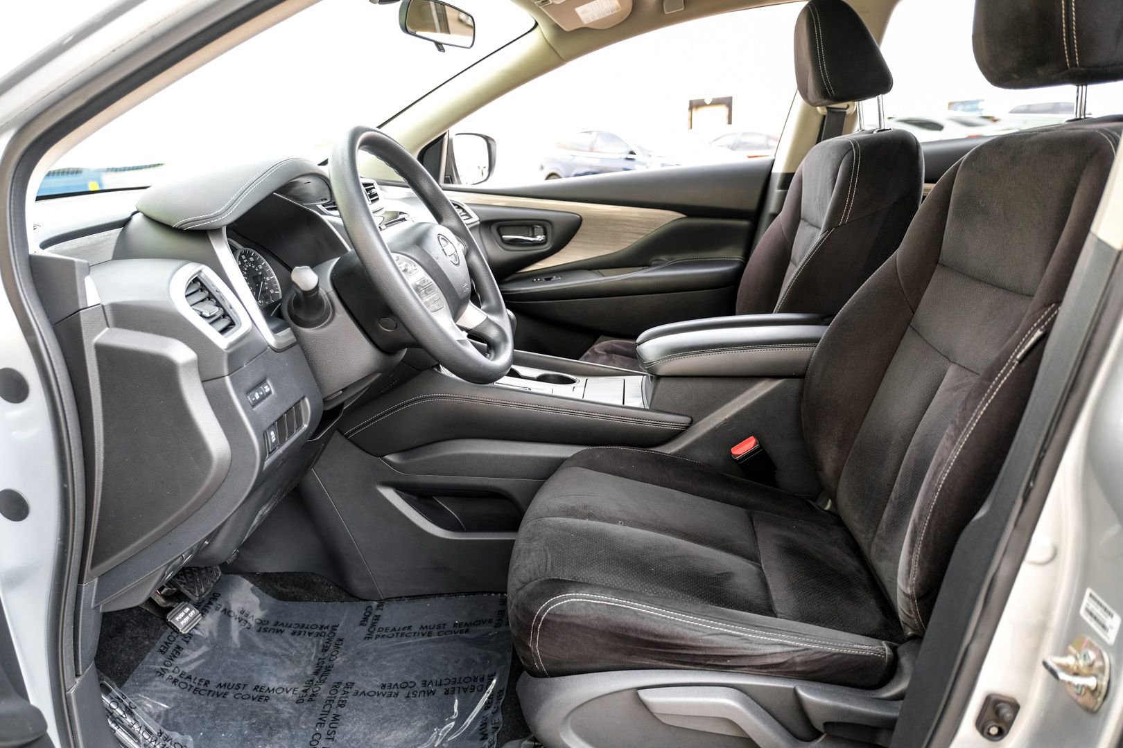 Used 2017 Nissan Murano S w/ Navigation Package image 3