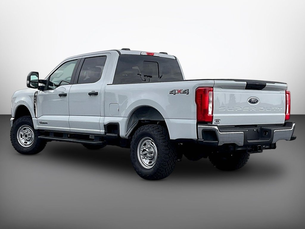 New 2026 Ford F350 XL w/ XL Off-Road Package AWD/4WD image 3
