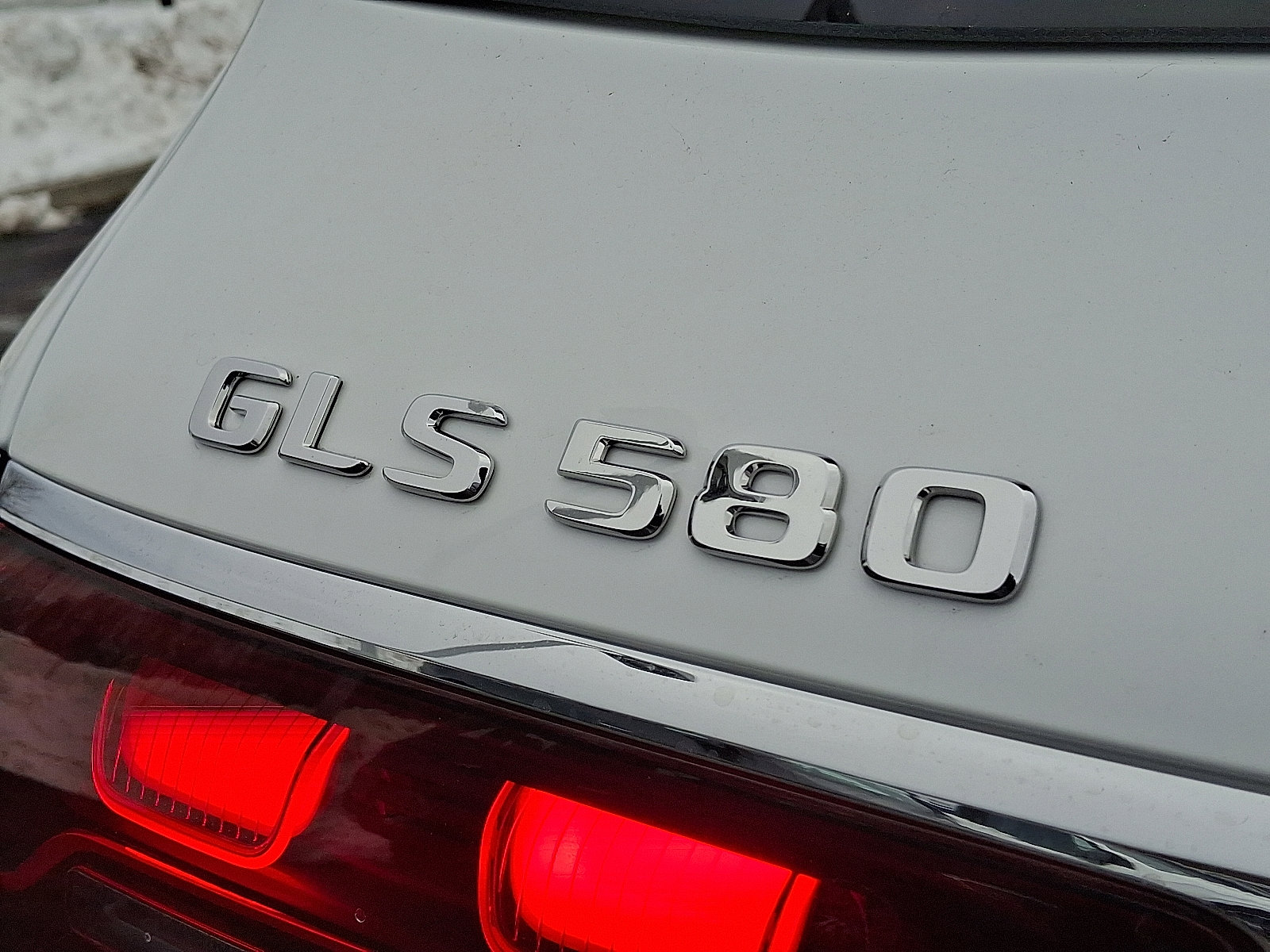 Certified 2026 Mercedes-Benz GLS 580 4MATIC image 33