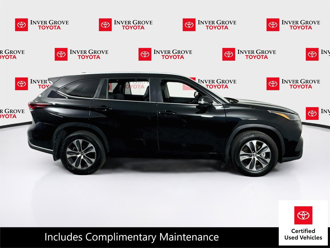 Certified 2026 Toyota Highlander XLE AWD/4WD image 4