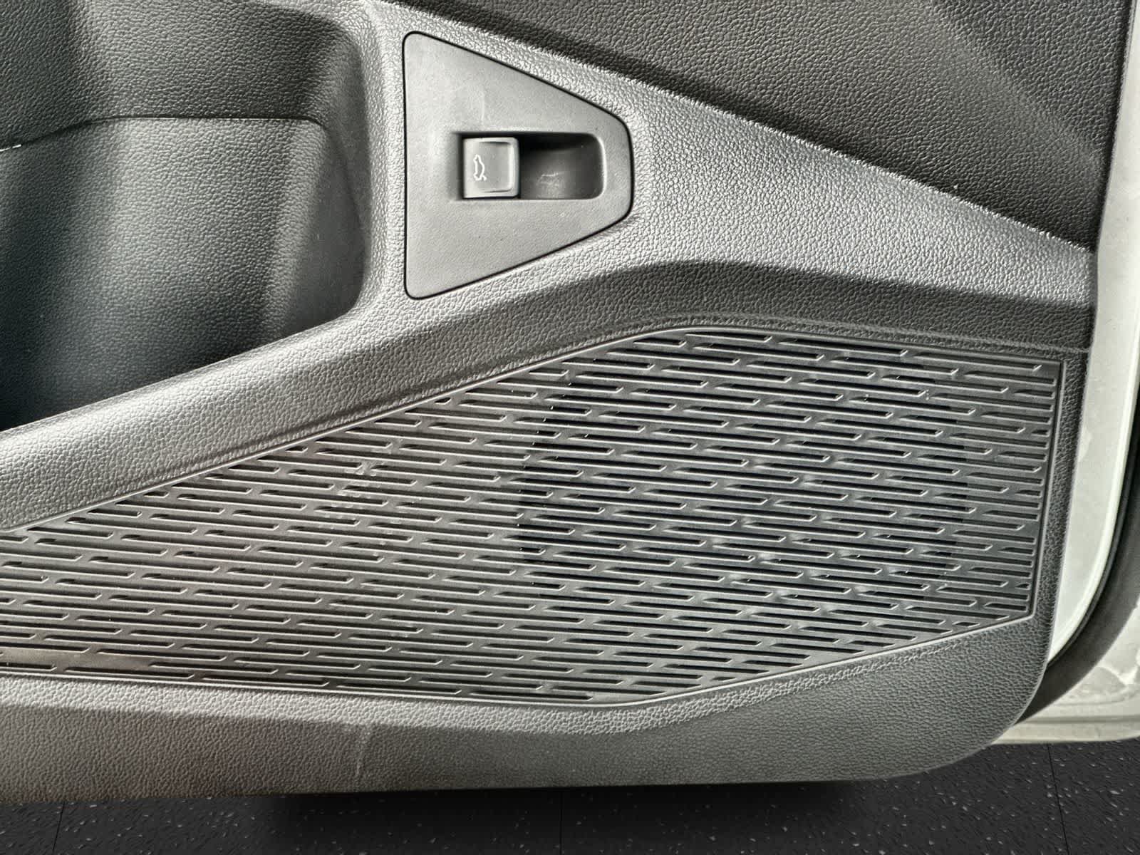New 2026 Volkswagen Jetta GLI Autobahn FWD image 37