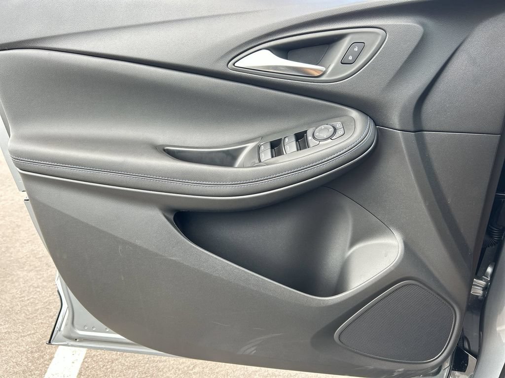 New 2026 Buick Encore GX Sport Touring FWD image 22
