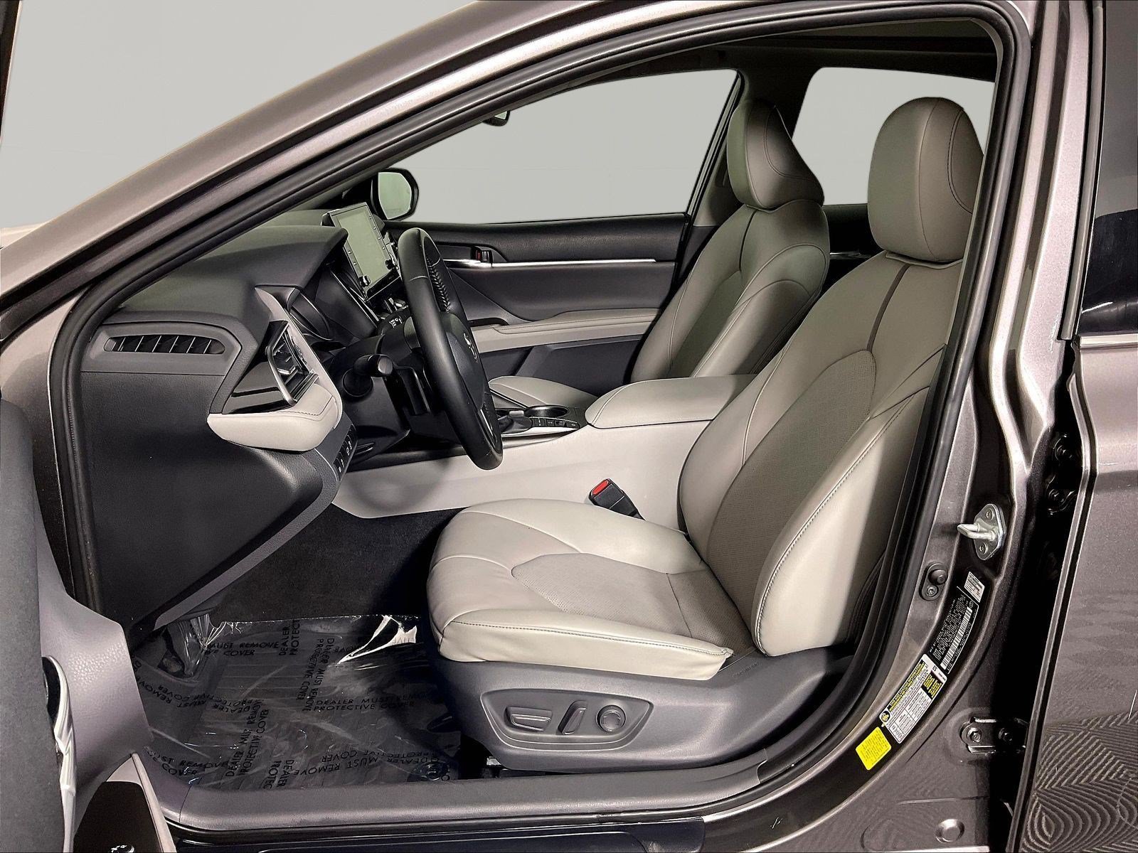 Used 2021 Toyota Camry XSE FWD image 20