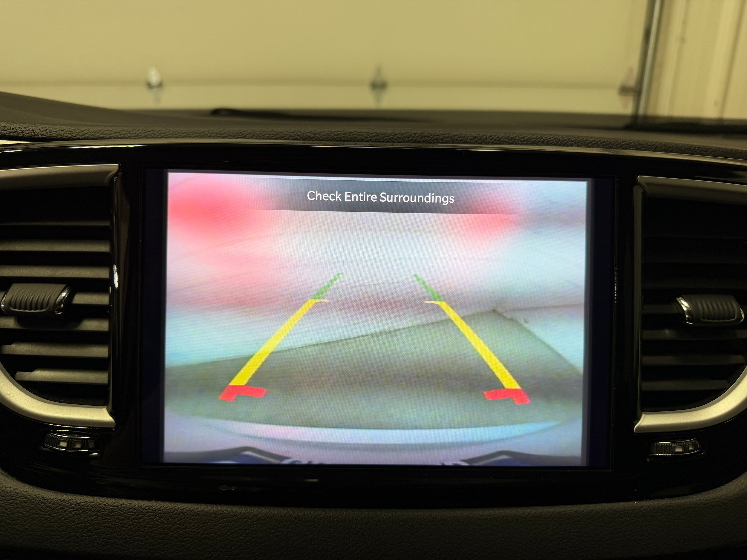 Used 2024 Chrysler Pacifica Touring-L FWD image 23