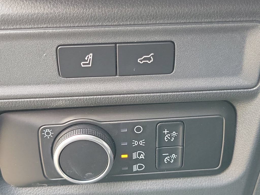Used 2024 Ford Expedition XLT RWD image 21