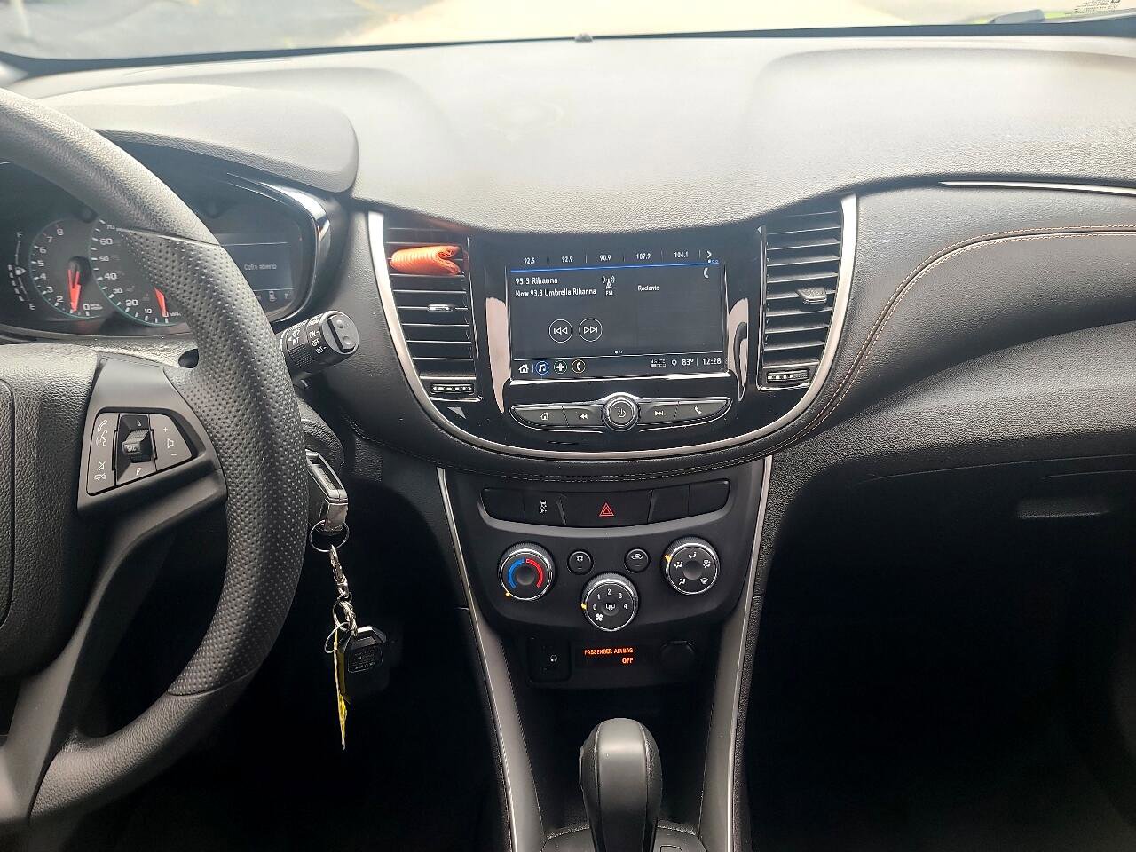 Used 2018 Chevrolet Trax LS image 16