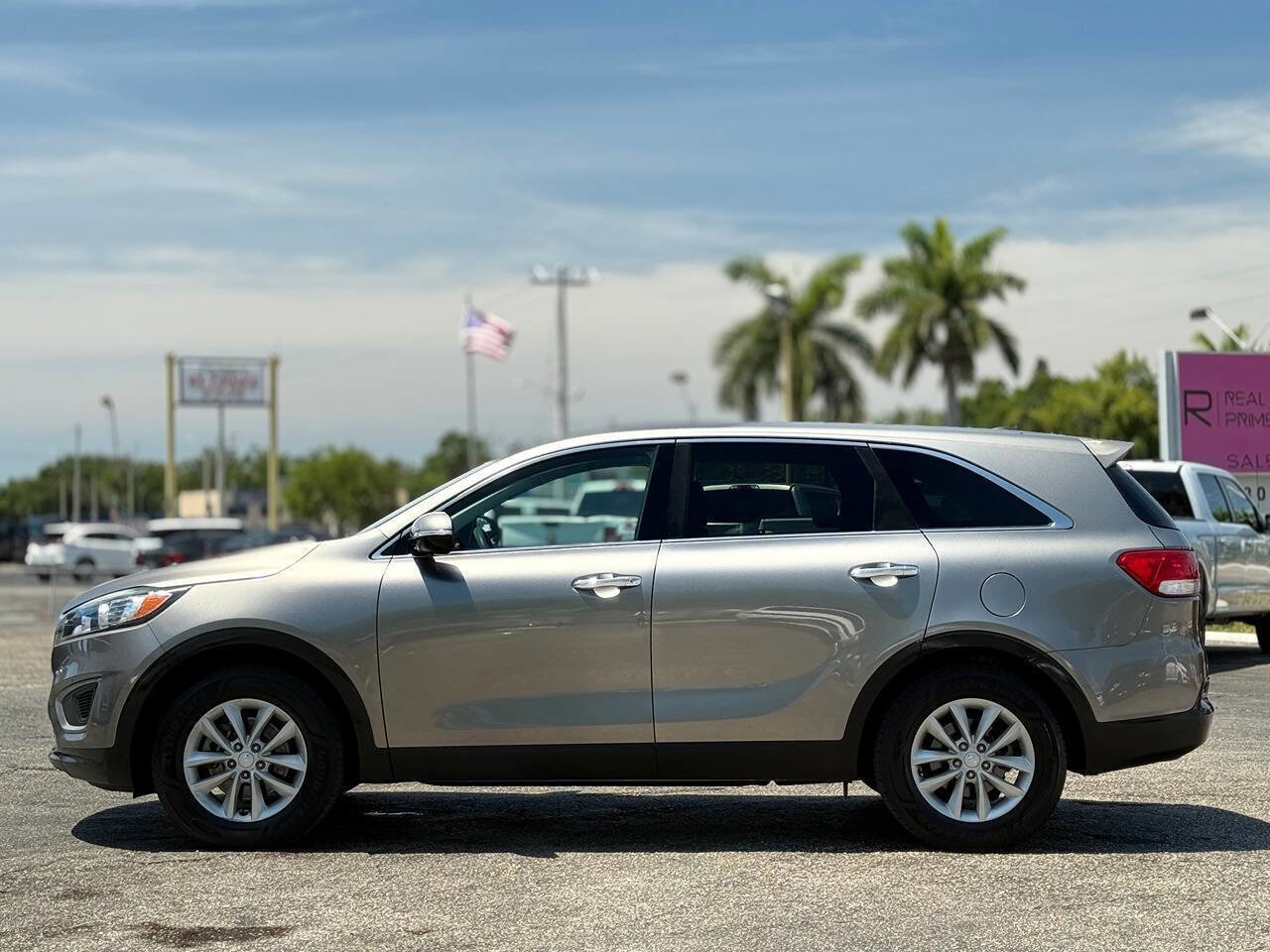 Used 2018 Kia Sorento L FWD image 5
