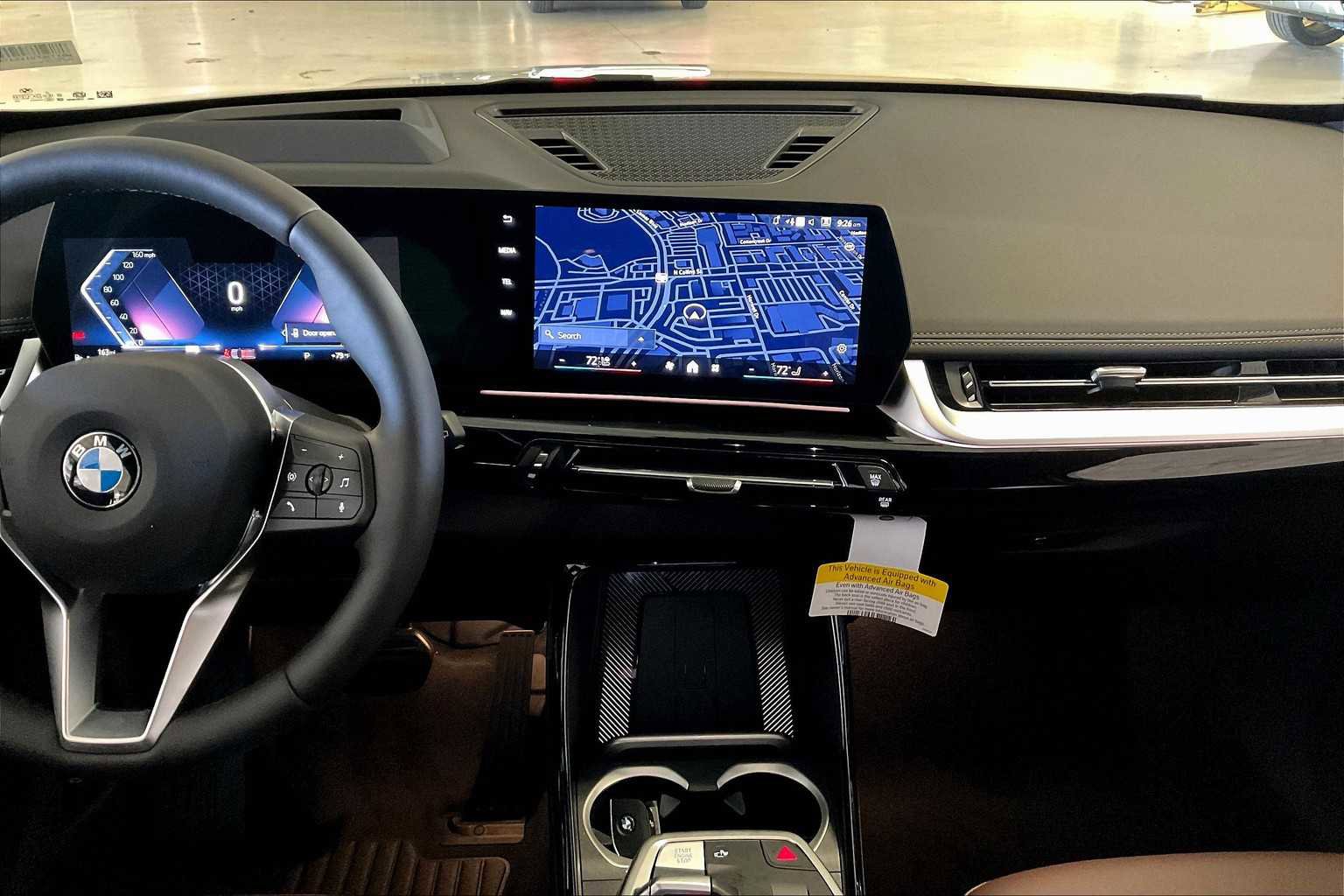 Used 2025 BMW X1 xDrive28i w/ Technology Package image 5