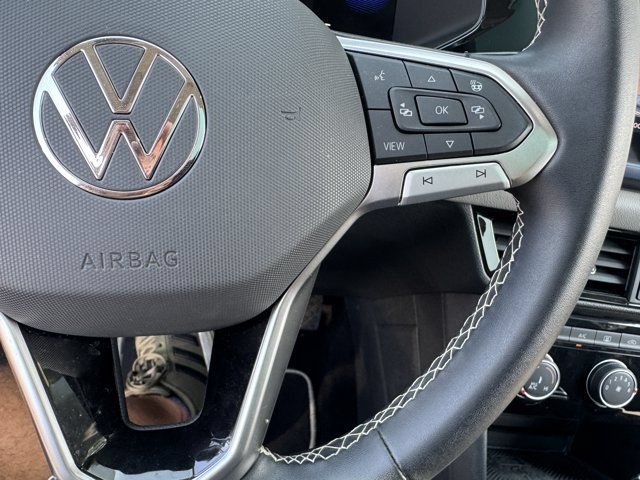 Used 2023 Volkswagen Taos SE w/ Panoramic Sunroof Package AWD/4WD image 24