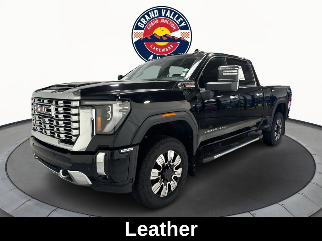 Used 2024 GMC Sierra 3500 Denali w/ Denali Reserve Package image 3