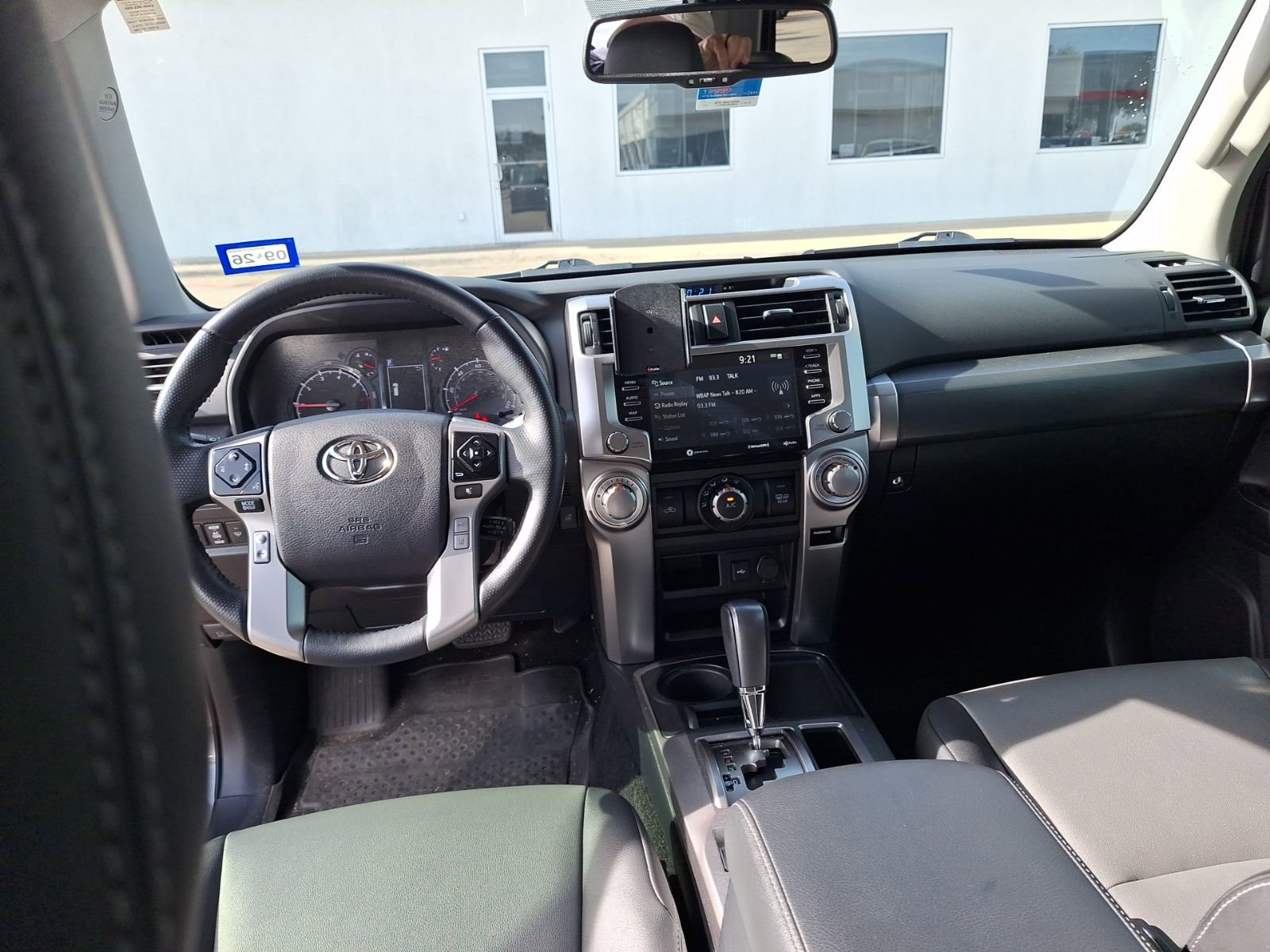 Used 2023 Toyota 4Runner SR5 Premium w/ Moonroof Package RWD image 17
