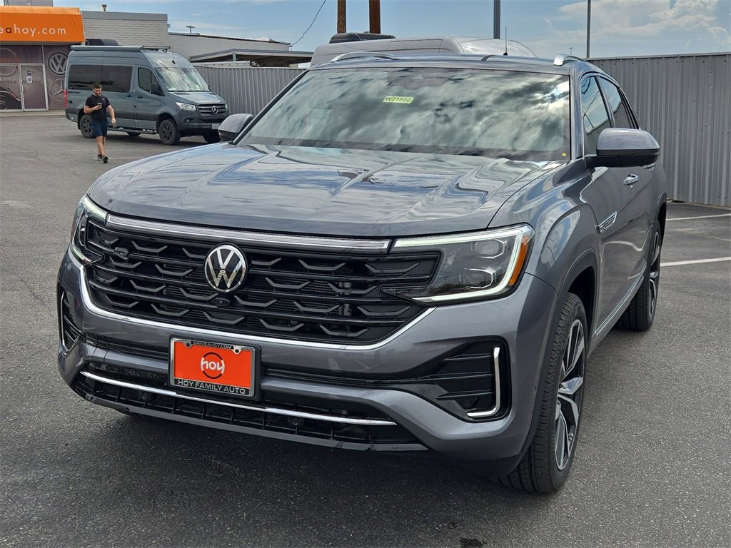 New 2025 Volkswagen Atlas Cross Sport SEL Premium R-Line image 4