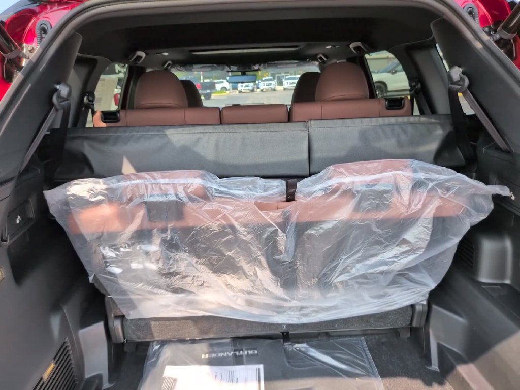 New 2026 Mitsubishi Outlander SEL AWD/4WD image 8