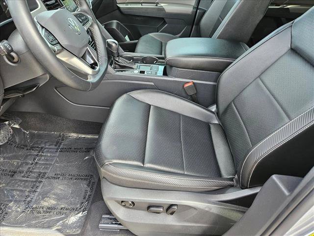 Used 2022 Volkswagen Atlas Cross Sport SE image 15