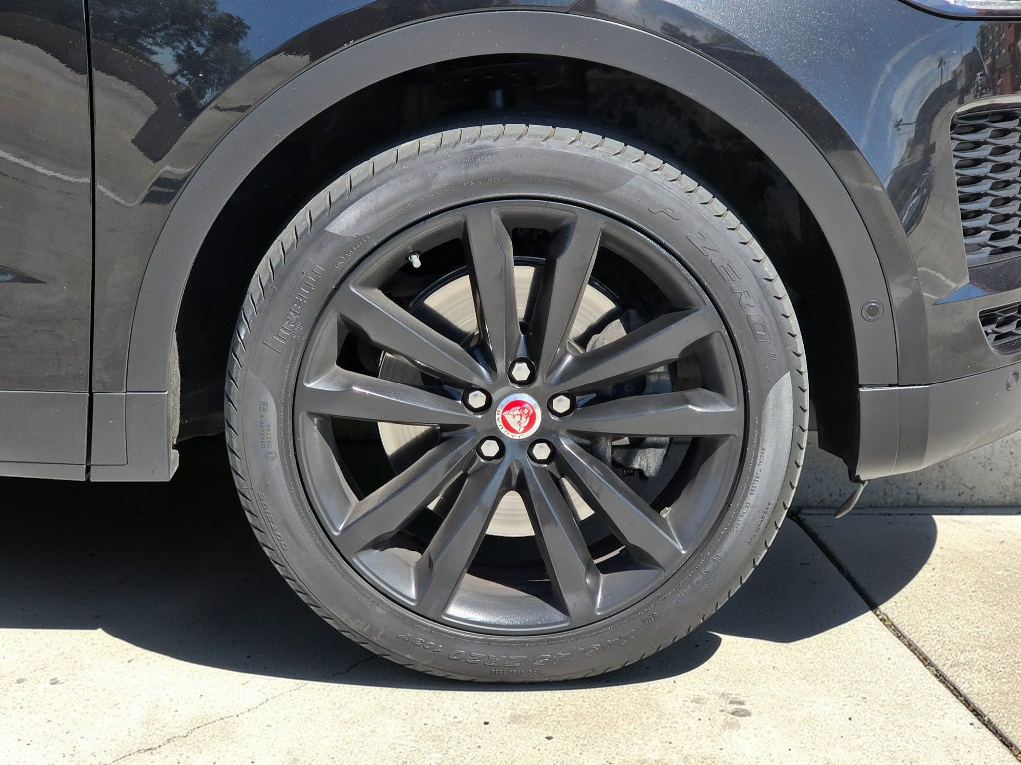 Used 2018 Jaguar E-PACE SE AWD/4WD image 7