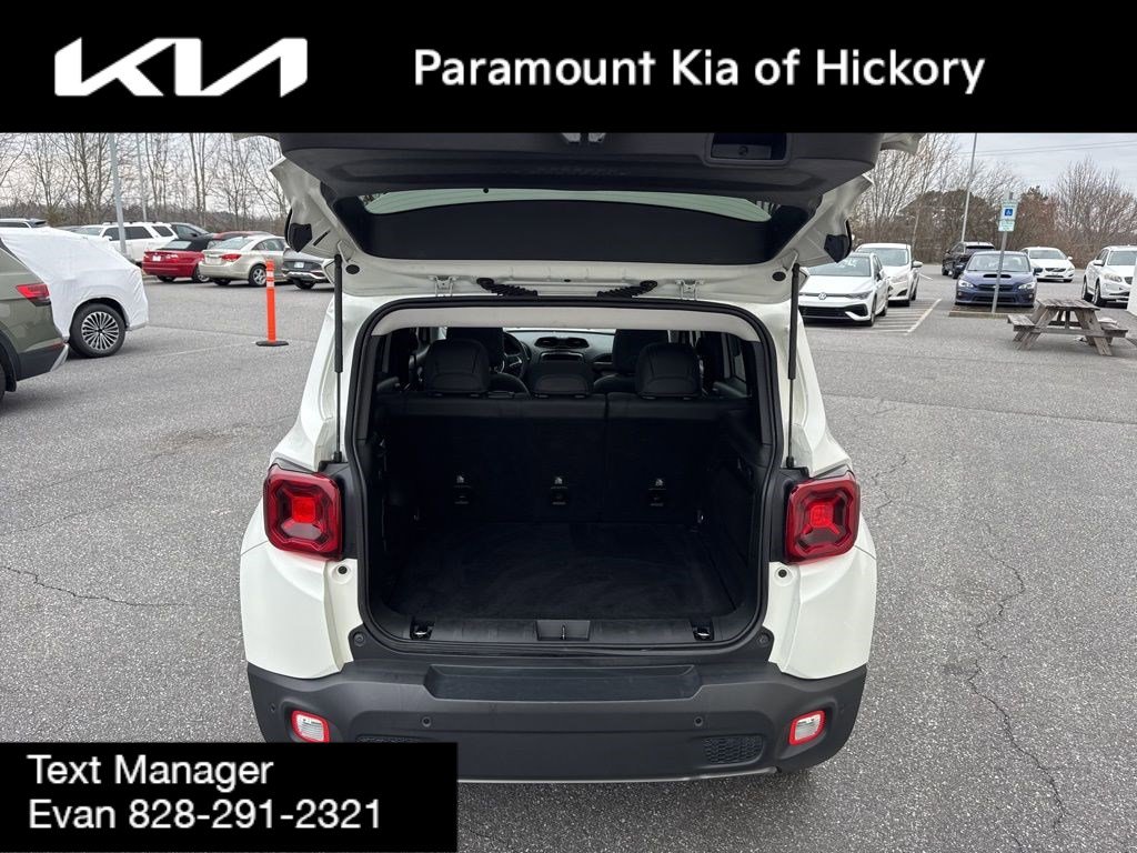 Used 2023 Jeep Renegade Limited w/ Sun/Sound Group image 10