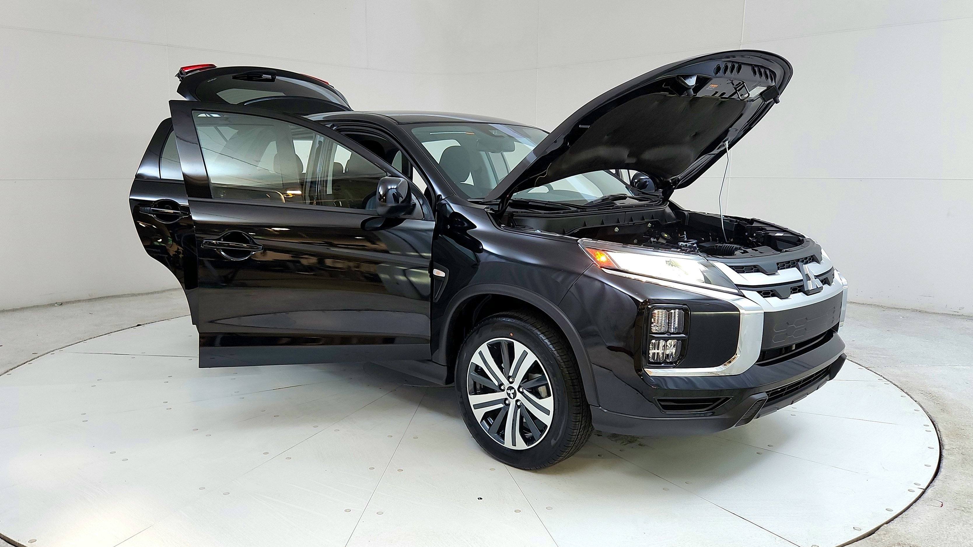 Used 2024 Mitsubishi Outlander Sport ES AWD/4WD image 9