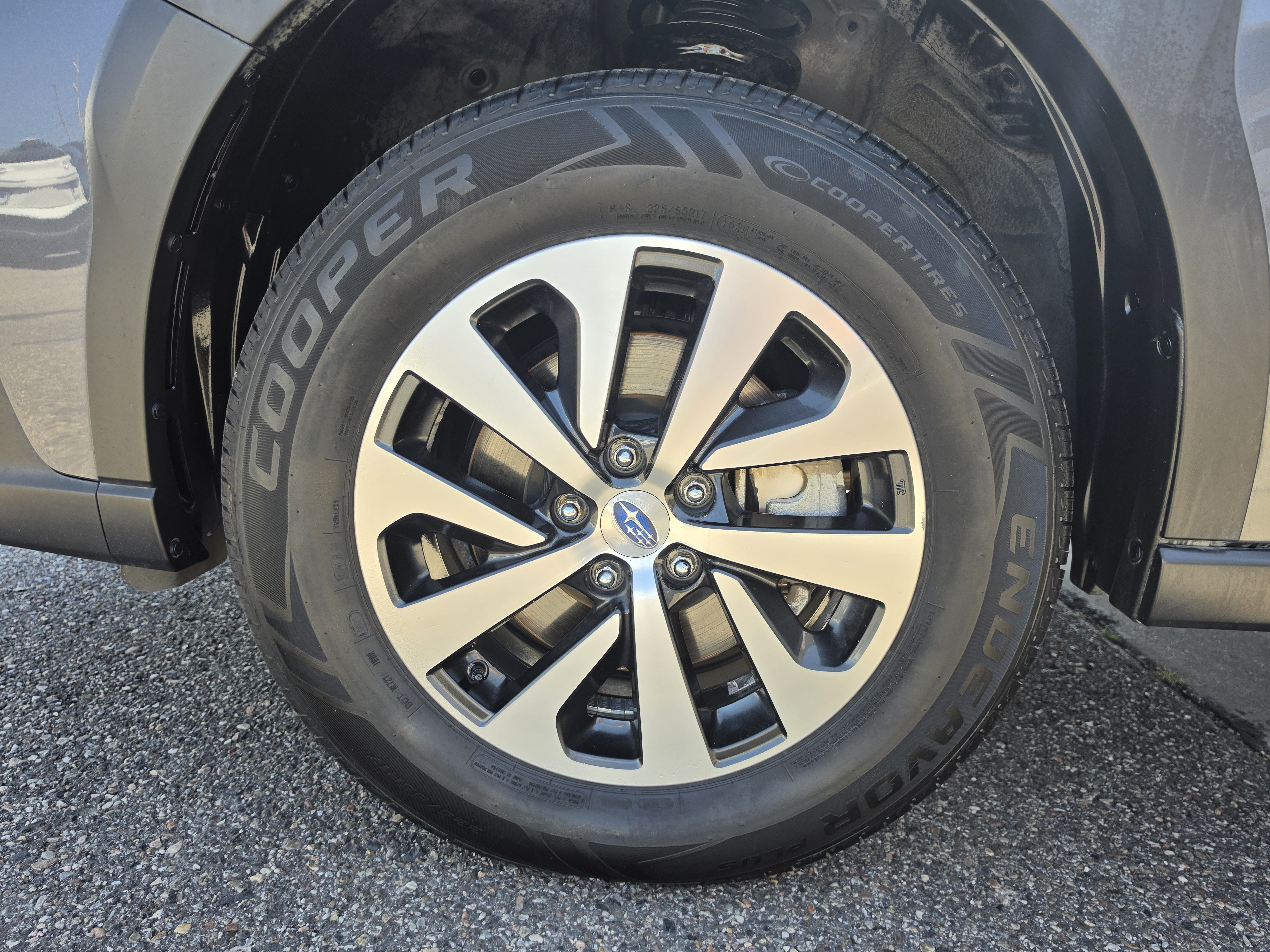 Used 2023 Subaru Outback Premium AWD/4WD image 22