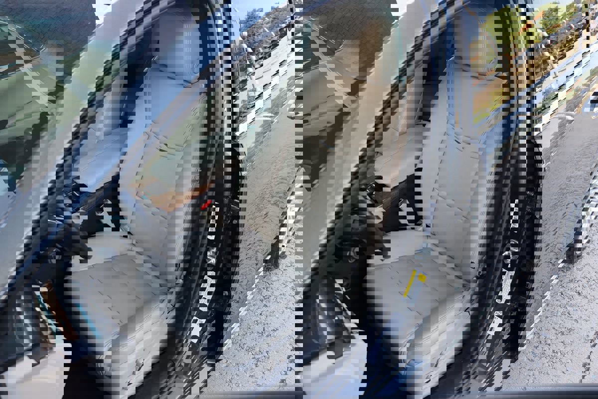 Used 2019 Cadillac XTS Luxury image 32