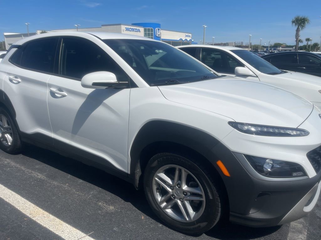 Certified 2022 Hyundai Kona SE w/ Cargo Package