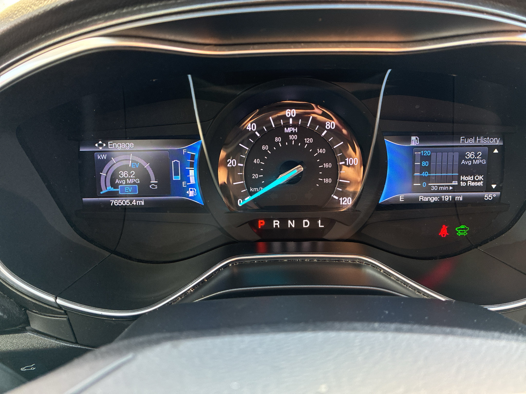 Used 2017 Ford Fusion Energi Titanium FWD image 28