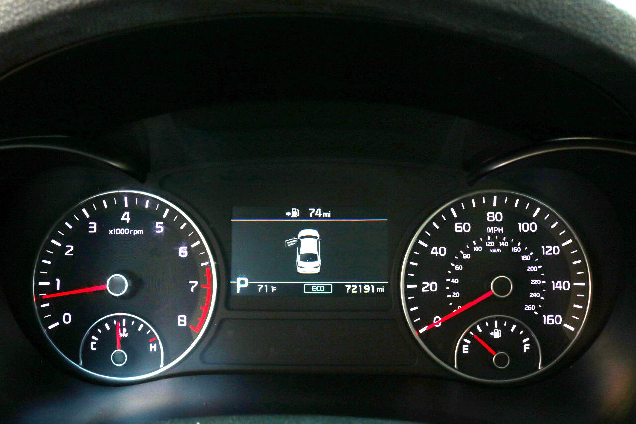 Used 2019 Kia Optima SX image 26