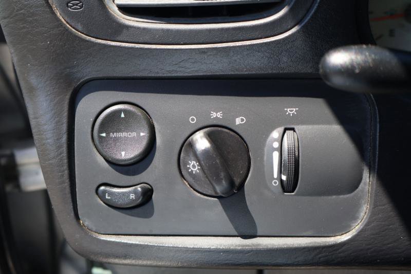 Used 2005 Dodge Grand Caravan SE w/ Popular Equipment Group I FWD image 15