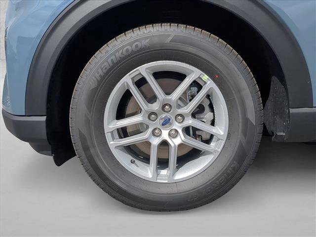New 2026 Ford Explorer Active w/ Active Comfort Package image 9