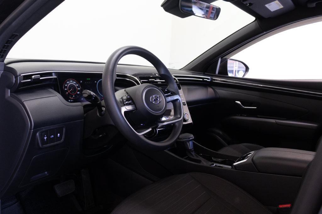 Used 2023 Hyundai Santa Cruz SEL w/ Activity Package FWD image 18