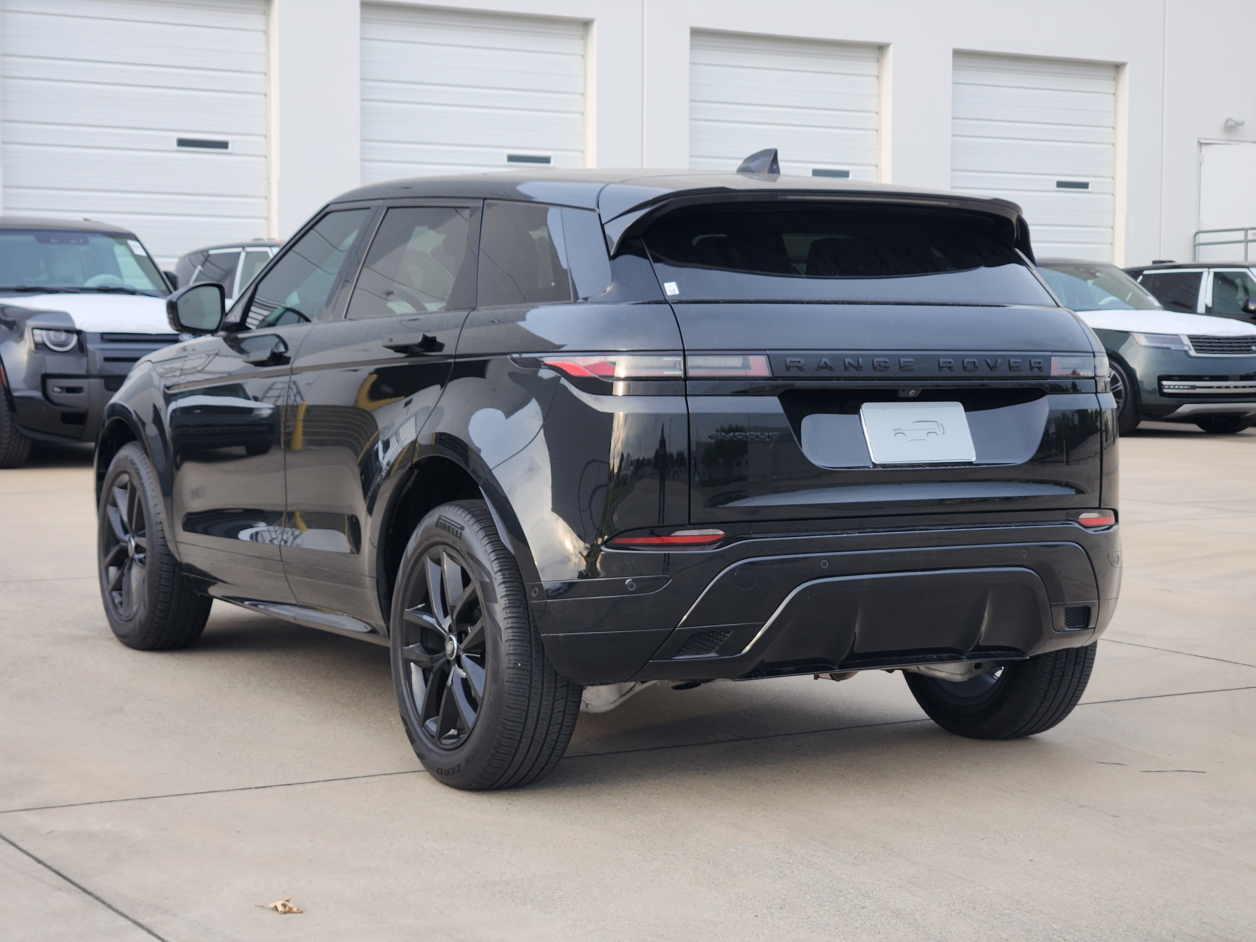 Certified 2024 Land Rover Range Rover Evoque Dynamic SE AWD/4WD image 4