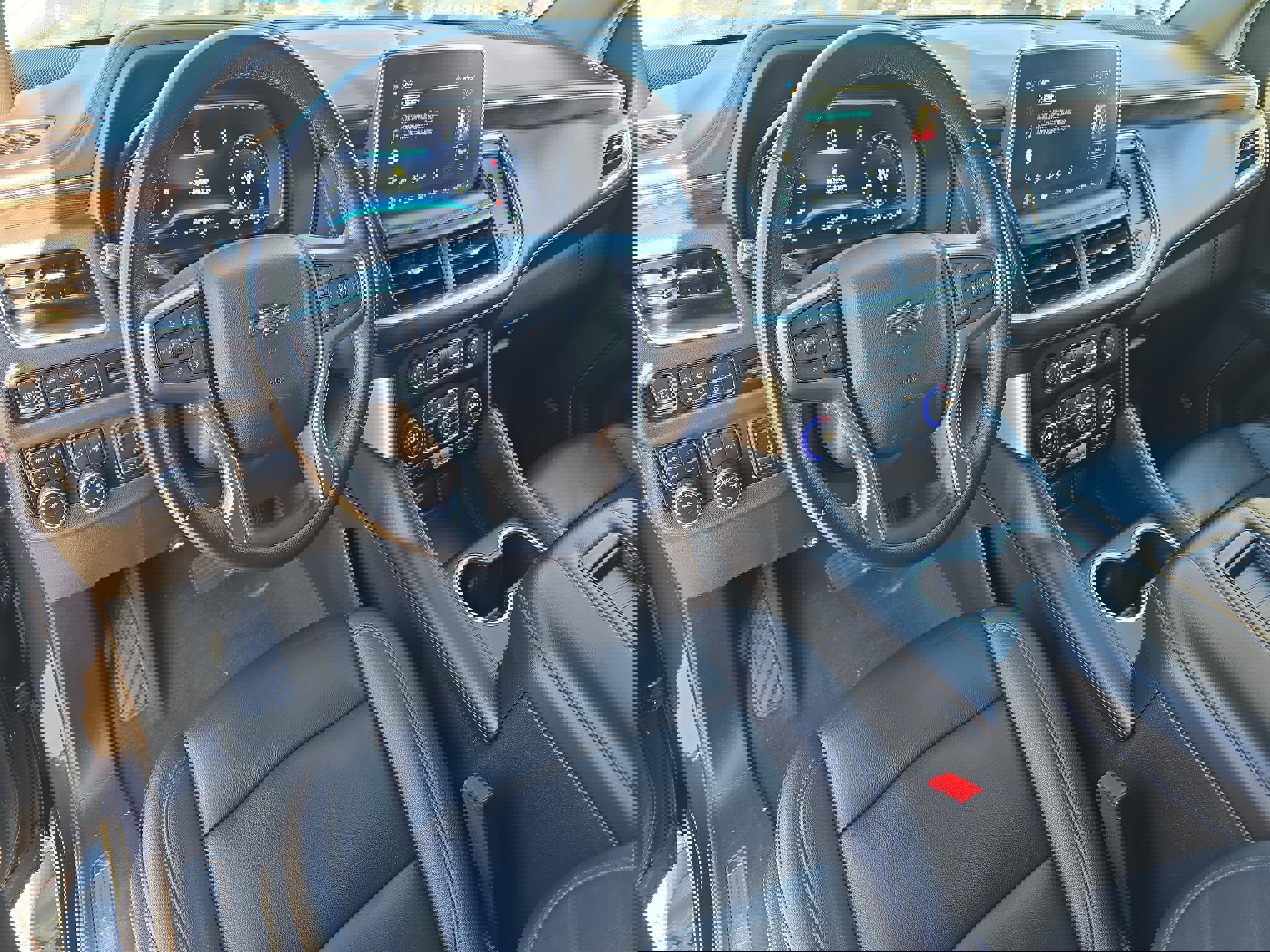 Used 2022 Chevrolet Tahoe Z71 w/ Luxury Package image 18