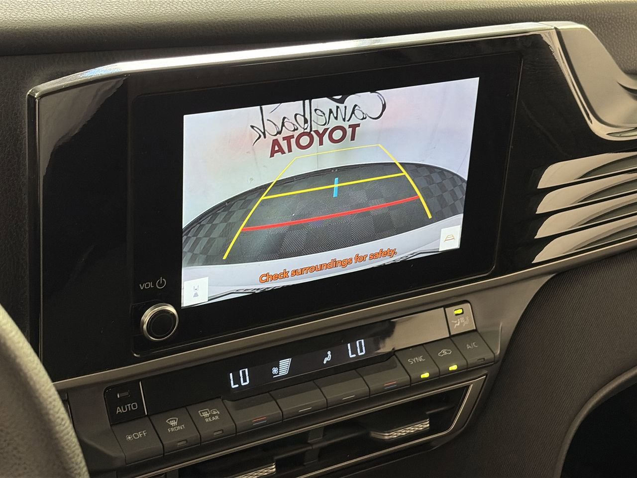 Used 2025 Toyota Camry LE FWD image 16