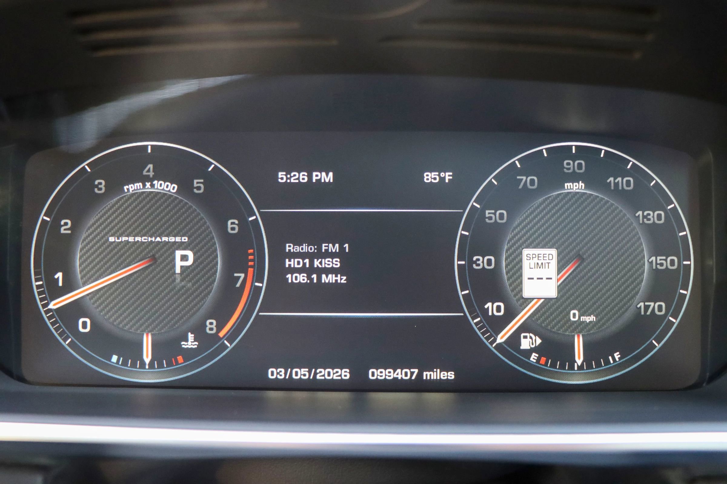 Used 2016 Land Rover Range Rover Supercharged image 32