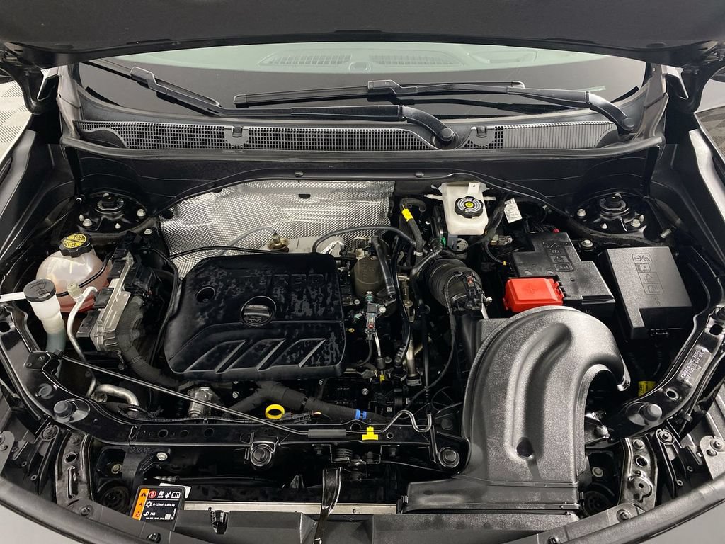 Certified 2024 Buick Encore GX Preferred w/ Comfort Package FWD image 23