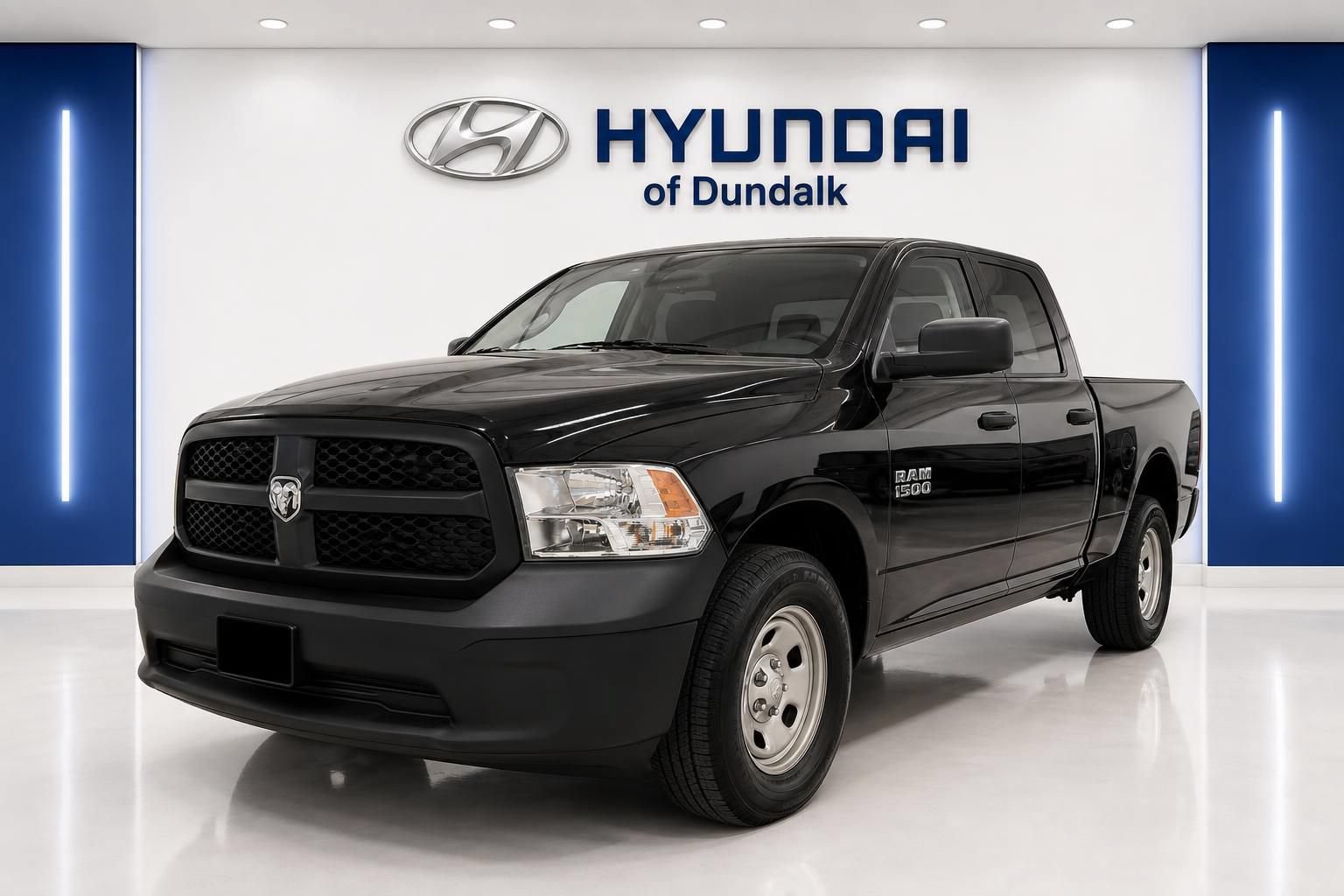 Used 2018 RAM 1500 Tradesman w/ Popular Equipment Group AWD/4WD image 3
