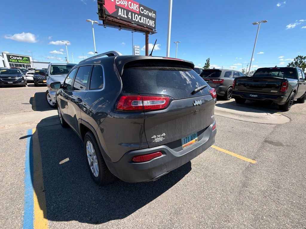 Used 2015 Jeep Cherokee Latitude AWD/4WD image 5